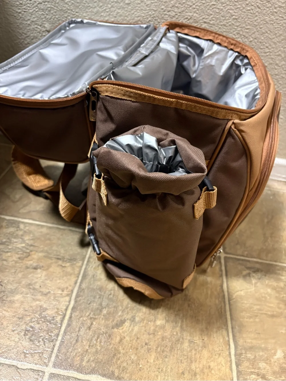 All Camp Outdoor Gear. Fully Insulated Camping Thermal Backpack
